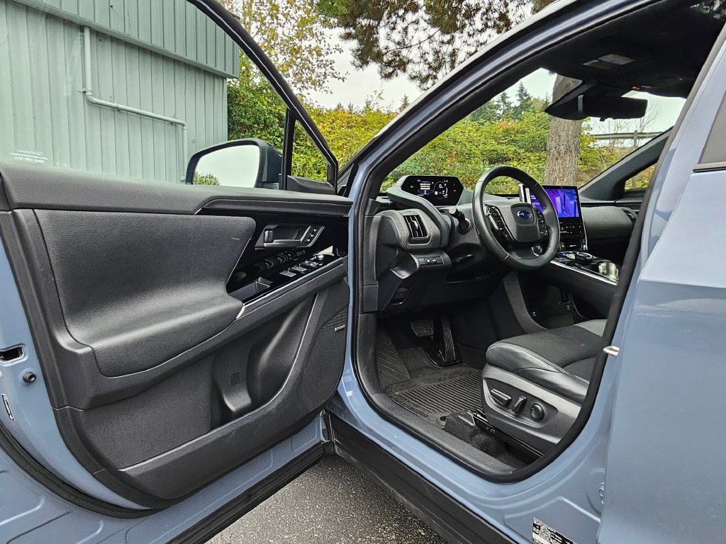 Certified 2023 Subaru Solterra AWD image 20