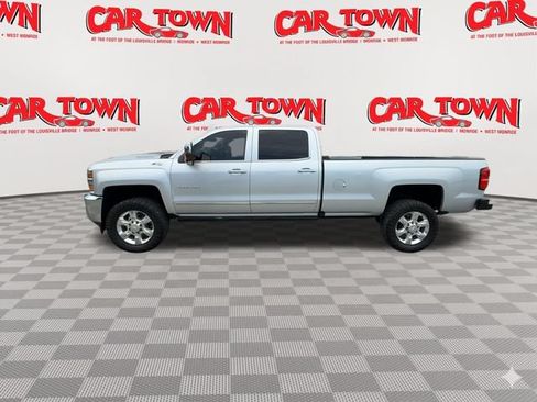 Used 2019 Chevrolet Silverado 2500 LTZ w/ Duramax Plus Package AWD/4WD image 5