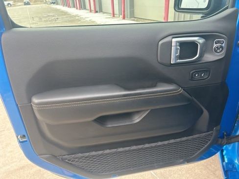 New 2024 Jeep Wrangler Sahara w/ Technology Group image 11