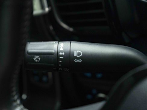 Used 2023 Ford F250 Lariat w/ Lariat Ultimate Package AWD/4WD image 29