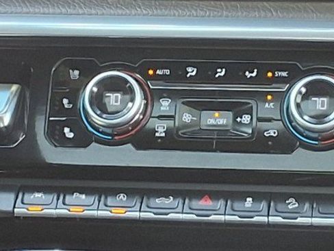 Used 2022 GMC Sierra 1500 Denali w/ Denali Reserve Package image 19