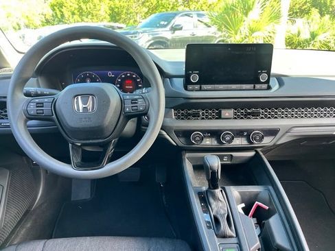 Used 2024 Honda Accord LX image 9