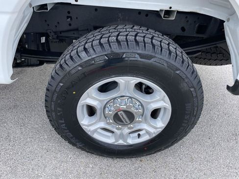 Used 2025 Ford F250 XLT w/ FX4 Off-Road Package AWD/4WD image 34