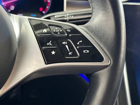 Used 2023 Mercedes-Benz C 300 Sedan image 28