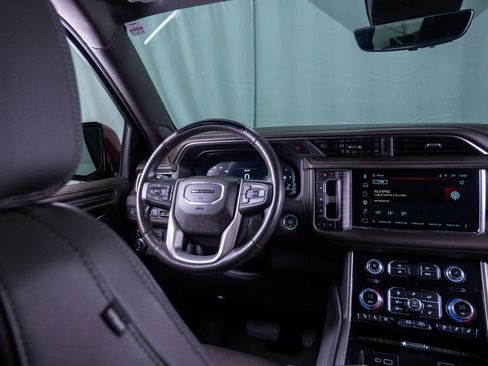 Used 2023 GMC Yukon Denali w/ Denali Reserve Package AWD/4WD image 15