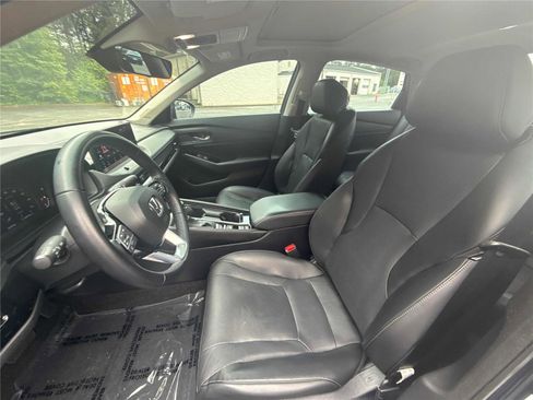 Used 2023 Honda Accord Touring image 11