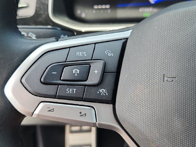 Used 2025 Volkswagen Jetta Sport FWD image 18