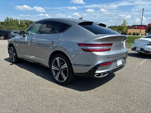 Used 2025 Genesis GV80 3.5T e-SC AWD/4WD image 4