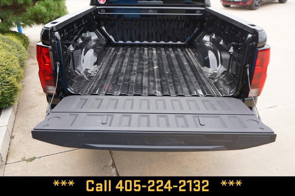 New 2026 Chevrolet Colorado Trail Boss AWD/4WD image 14
