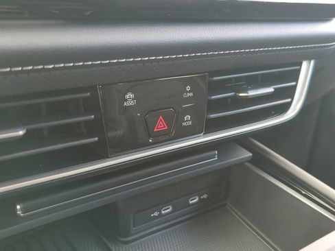 New 2026 Volkswagen Atlas SE image 12