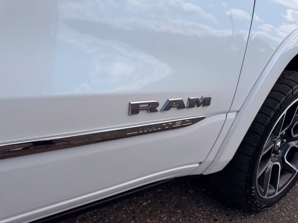 Used 2020 RAM 1500 Limited AWD/4WD image 18