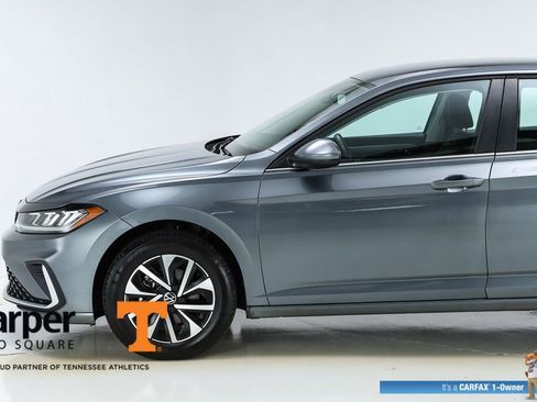 Used 2025 Volkswagen Jetta S image 3