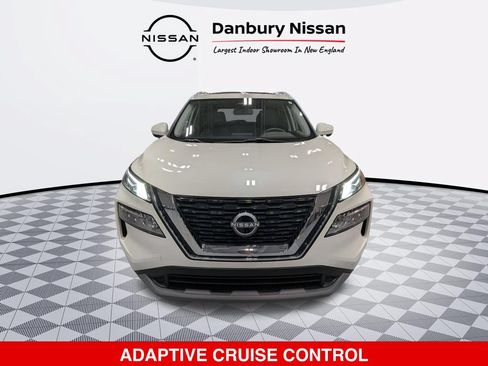 Used 2023 Nissan Rogue SV w/ SV Premium B Package AWD/4WD image 9