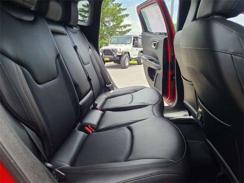 Used 2022 Jeep Compass Limited image 19
