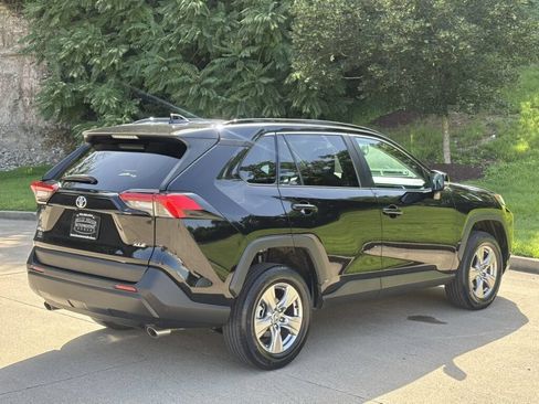 Used 2023 Toyota RAV4 XLE FWD image 3