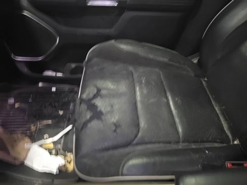 Used 2020 RAM 1500 Laramie AWD/4WD image 11