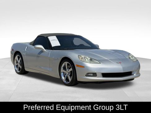 Used 2010 Chevrolet Corvette Convertible w/ Preferred Equipment Group RWD image 2