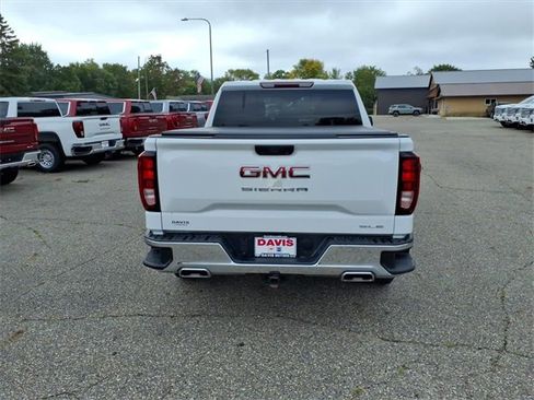 Used 2024 GMC Sierra 1500 SLE image 4