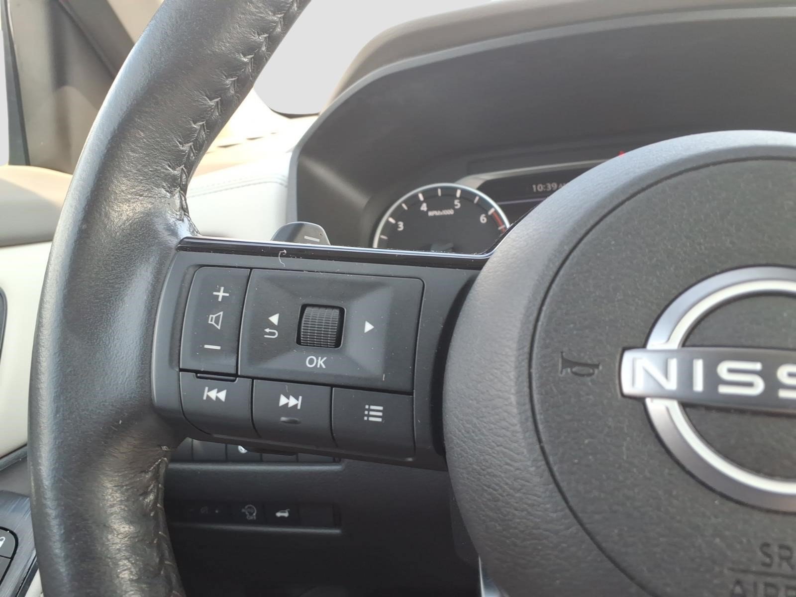 Used 2023 Nissan Rogue SV w/ SV Premium B Package AWD/4WD image 24