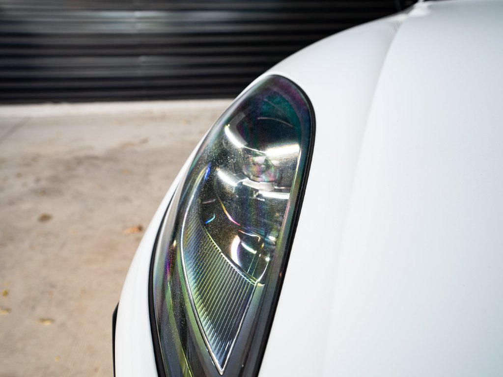 Certified 2023 Porsche Macan AWD/4WD image 13