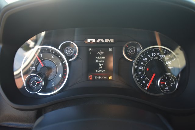 Used 2024 RAM 3500 Big Horn AWD/4WD image 23