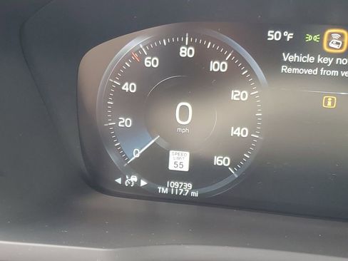 Used 2022 Volvo XC90 T6 Inscription w/ Advanced Package image 16