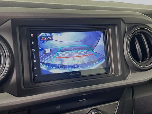 Used 2019 Toyota Tacoma SR5 image 28