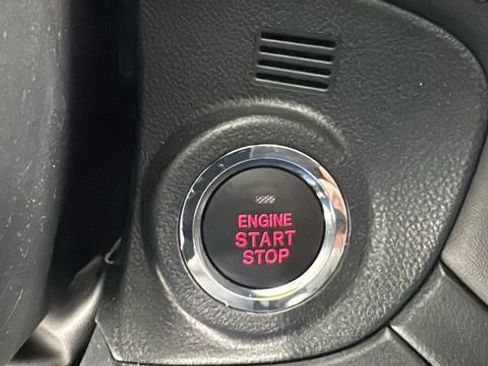 Certified 2025 Subaru Outback Premium image 28