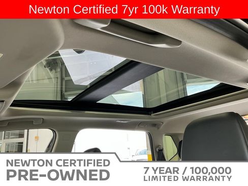 Used 2025 Nissan Rogue SV w/ SV Premium Package FWD image 7