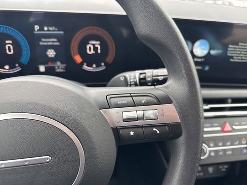 Certified 2026 Hyundai Tucson SE image 18