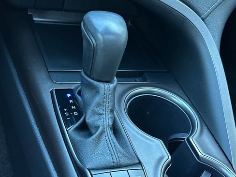 Used 2024 Toyota Camry SE image 21