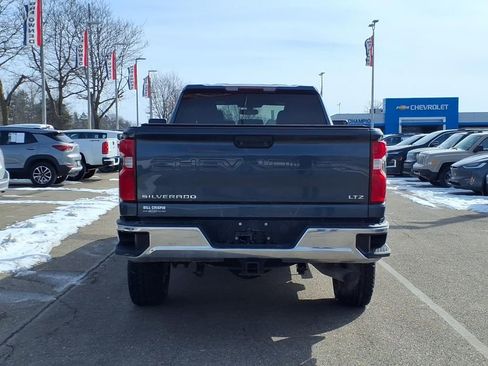 Used 2020 Chevrolet Silverado 3500 LTZ image 5