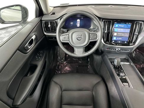 Used 2025 Volvo S60 B5 Core image 20