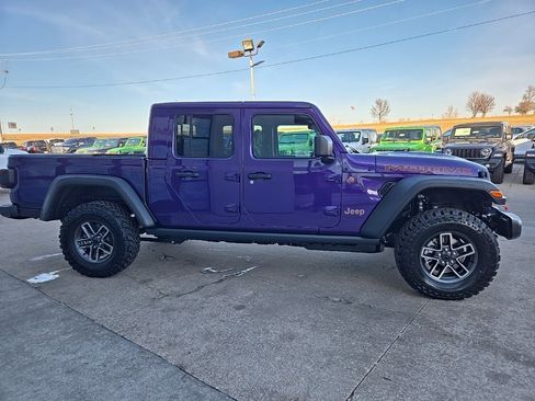 New 2026 Jeep Gladiator Mojave image 14