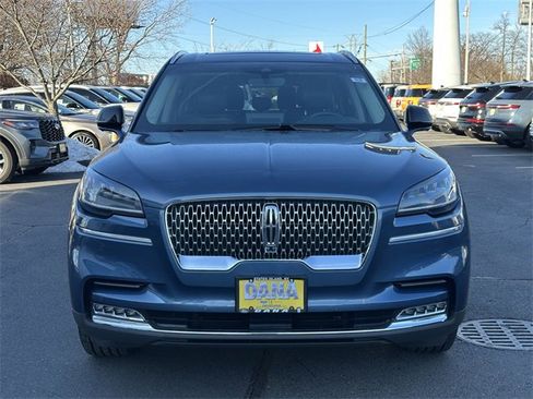 Used 2020 Lincoln Aviator Reserve w/ Equipment Group 201A image 2