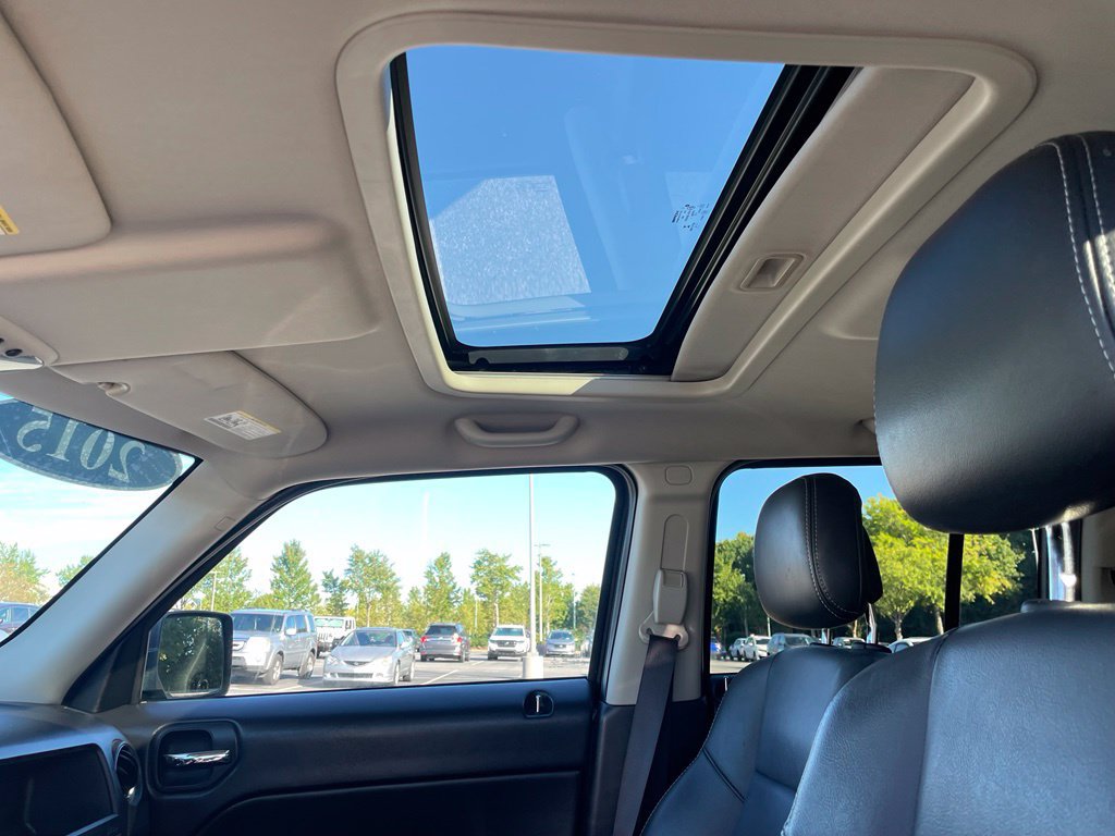 Used 2015 Jeep Patriot High Altitude FWD image 27