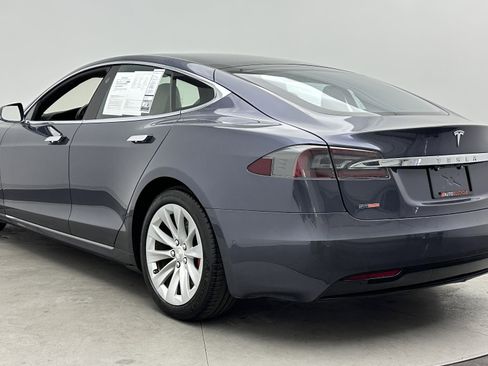 Used 2020 Tesla Model S Performance AWD/4WD image 5