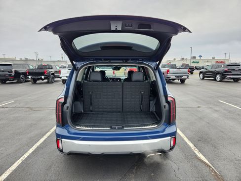 Used 2024 Kia Telluride SX Prestige image 10