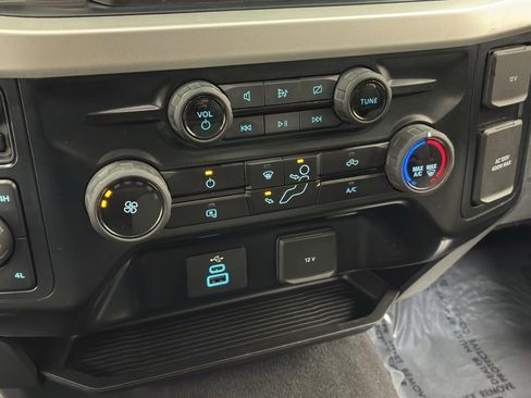 Used 2024 Ford F250 XLT image 38
