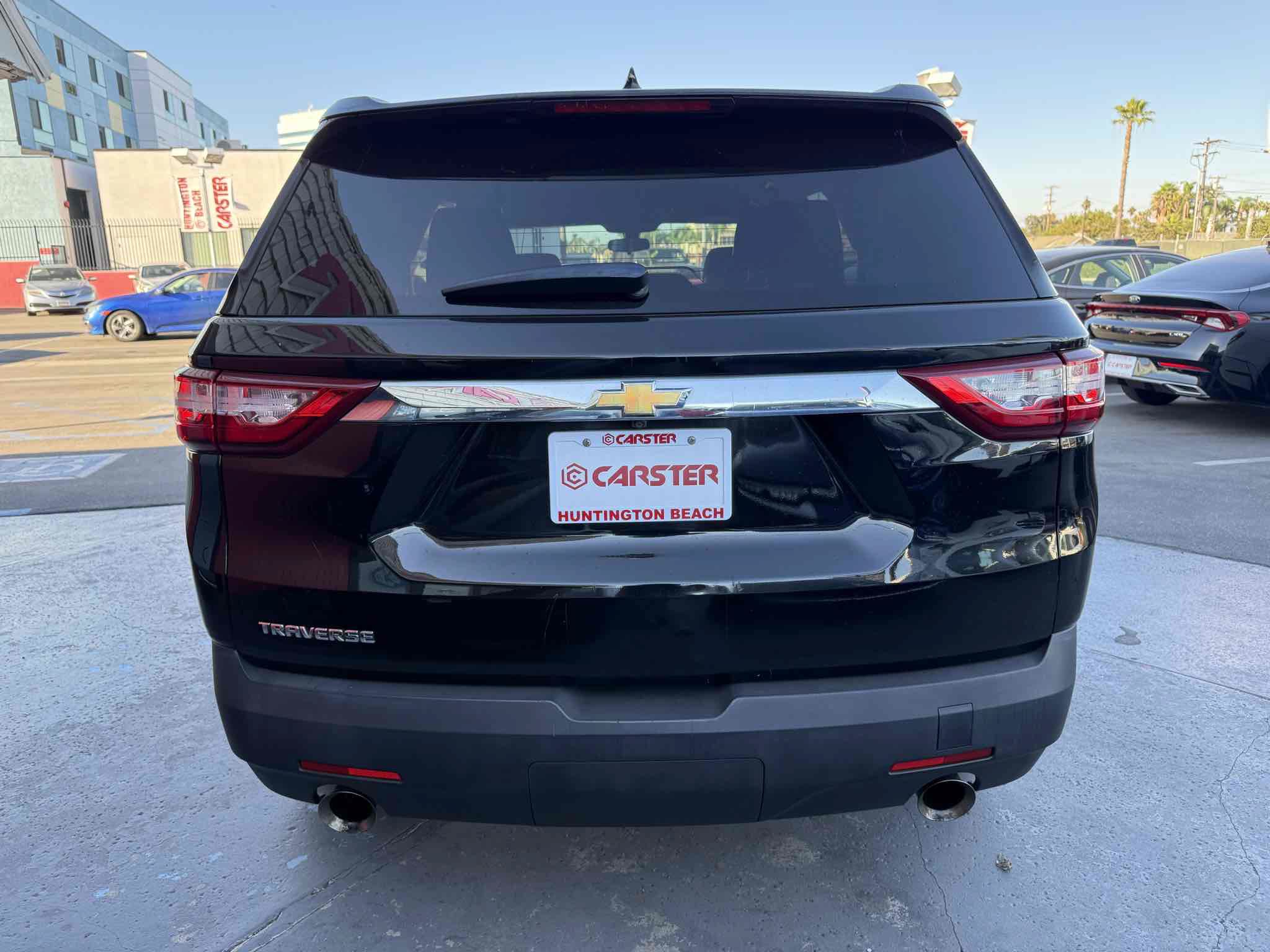 Used 2018 Chevrolet Traverse LS FWD image 4