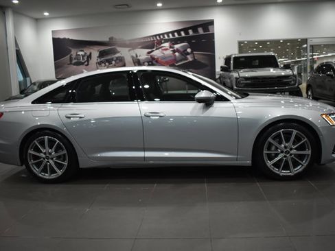 Used 2025 Audi A6 Premium Plus w/ Premium Plus Package AWD/4WD image 11