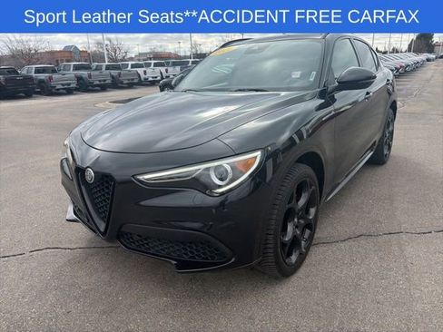 Used 2022 Alfa Romeo Stelvio Veloce image 5