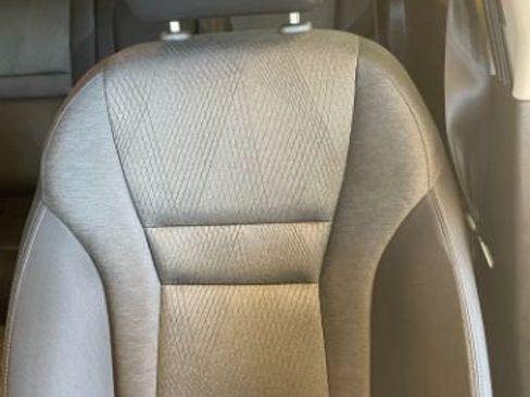 Used 2024 Nissan Rogue SV AWD/4WD image 12