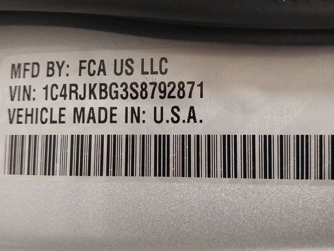 New 2025 Jeep Grand Cherokee L Limited w/ Trailer Tow Package image 34