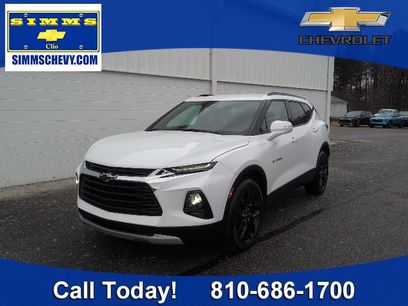 Certified 2022 Chevrolet Blazer LT w/ LPO, Black Accent Package