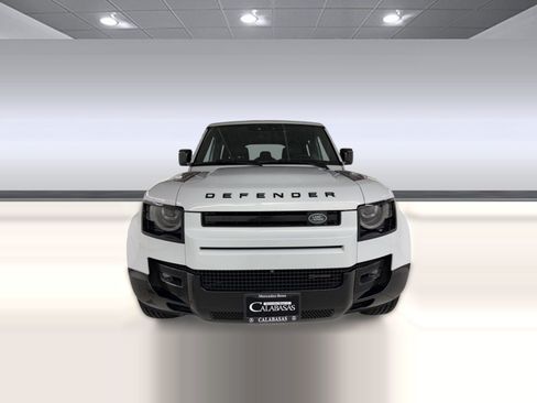 Used 2023 Land Rover Defender 110 X-Dynamic SE AWD/4WD image 6