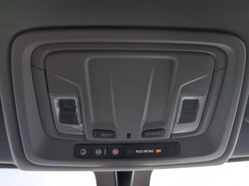 Used 2022 Chevrolet Silverado 2500 LTZ w/ Z71 Off-Road Package image 22