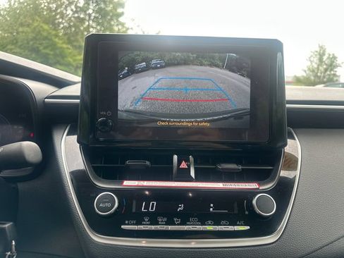 Used 2026 Toyota Corolla LE FWD image 34