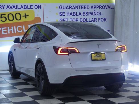 Used 2022 Tesla Model Y Performance AWD/4WD image 4