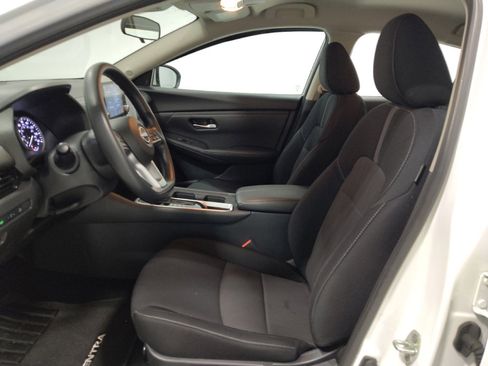 Used 2024 Nissan Sentra SV image 17
